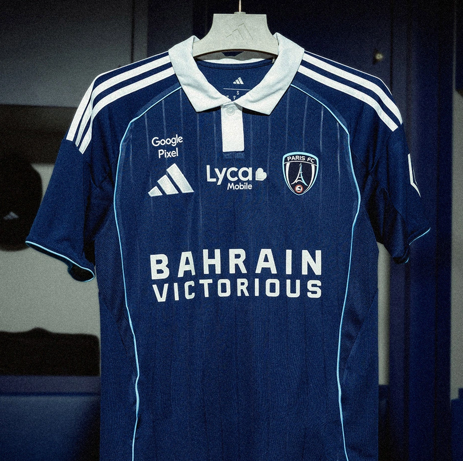 Koszulki domowe i wyjazdowe Paris Saint-Germain na sezon 2025-26